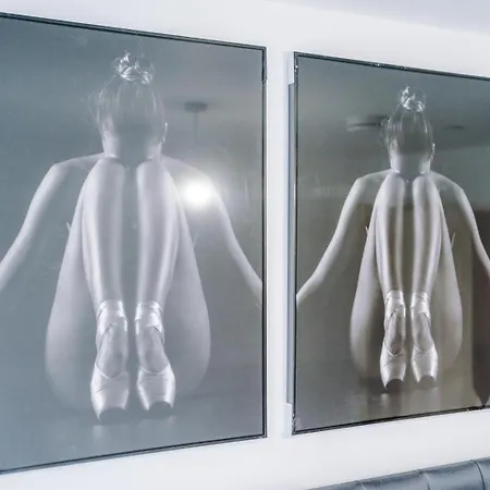 Centre - Luxury Two Bedroom Appartement *