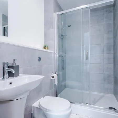 Centre - Luxury Two Bedroom Manchester