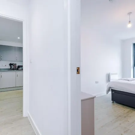 Centre - Luxury Two Bedroom شقة