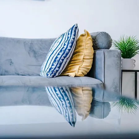 Centre - Luxury Two Bedroom مانشستر