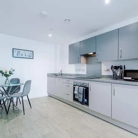 Centre - Luxury Two Bedroom