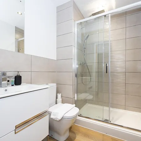 Stylish Flat- 9 Min Walk To Man Utd Stadium