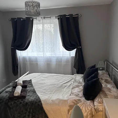 Havilahome Retreat - Private Manchester