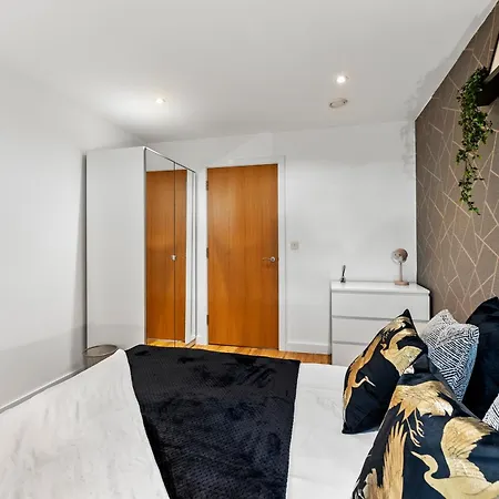 Apartament 3 Bed 3 Bath Bath Penthouse - Parking Manchester