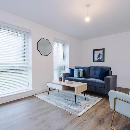 Modern 3br Townhouse In Central * Manchester