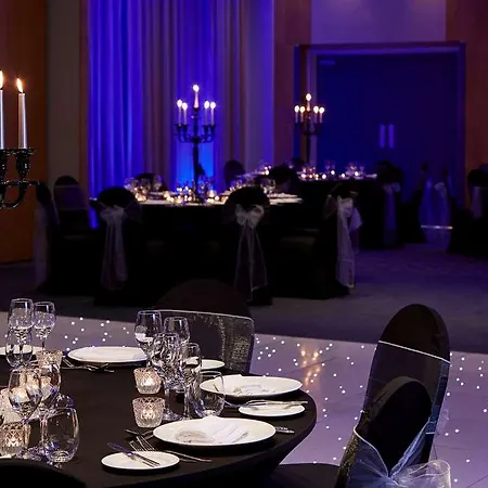 Hotel Radisson Blu Manchester. Airport Manchester