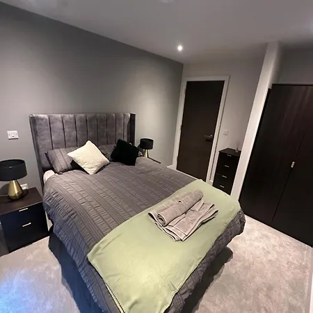 Apartamento Luxurious 2 Bedroom Mánchester