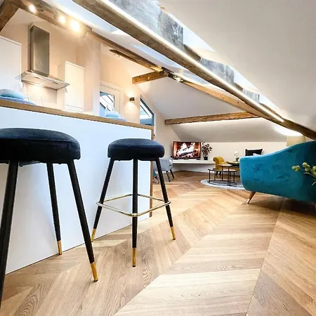 Experience The Delight Of This Beautiful 4 Bedrooms 8 *