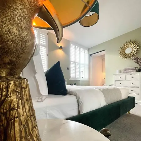 Hébergement de vacances Experience The Delight Of This Beautiful 4 Bedrooms 8