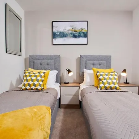 Lejlighed Lovely Abode - Amazing Views - Parking