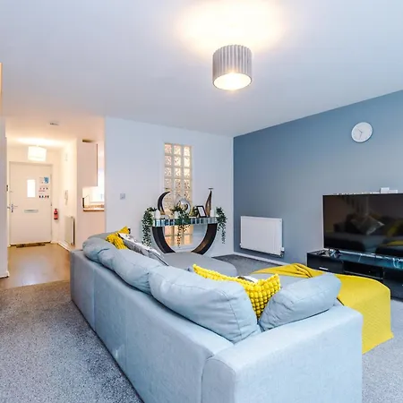 3br-sleeps6-garden-bbq-freeparking-pets Prázdninový dům *