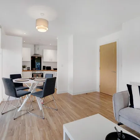 Apartment Luxury 2br In Media