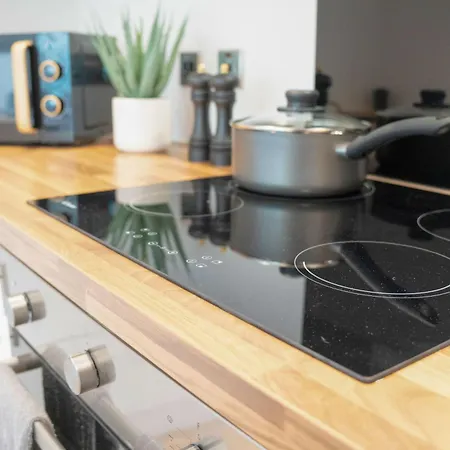 Luxury 2br In Media Apartment *