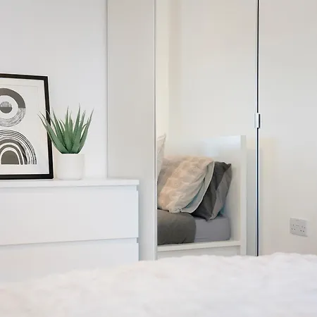 New! 1br In Media Free Wifi *
