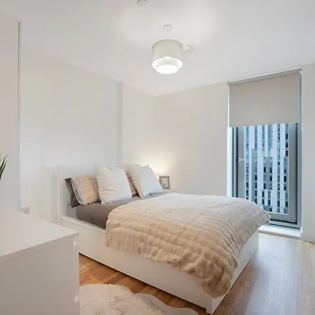 New! 1br In Media Free Wifi *