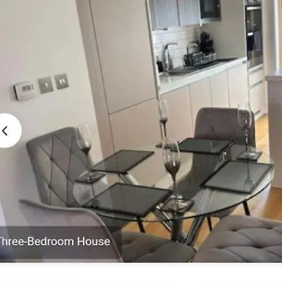 City Apartment מנצ'סטר