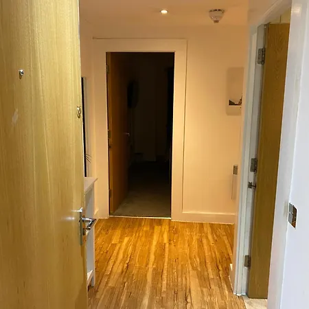Spacious2bed Mcr *
