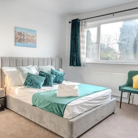 Апартаменты Latestapartments Near Coop Live And Etihad Stadium *