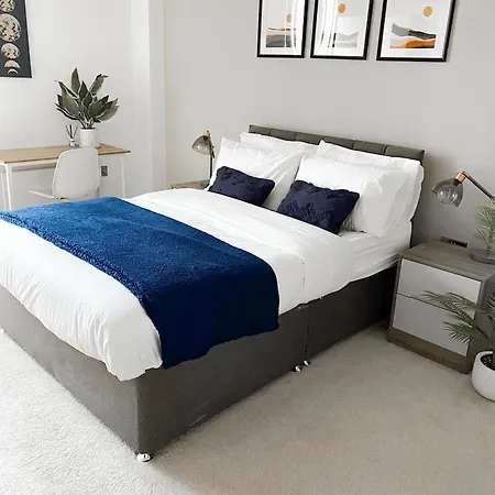 아파트 The Panda - Modern 2 Bedroom In Centre 맨체스터