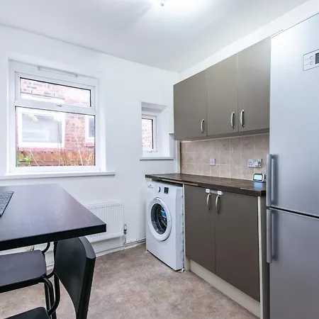 Salford House, Holiday home