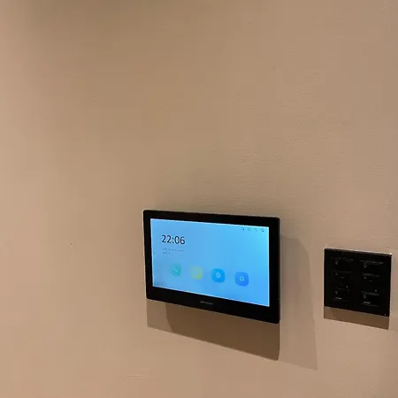 Emerald Escape 3 Bed 3 Bath Apartment Manchester