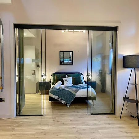 Emerald Escape 3 Bed 3 Bath Apartmán Manchester