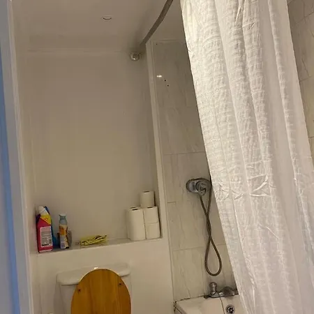 Apartamento Beautiful 2 Bedrooms Near Centre