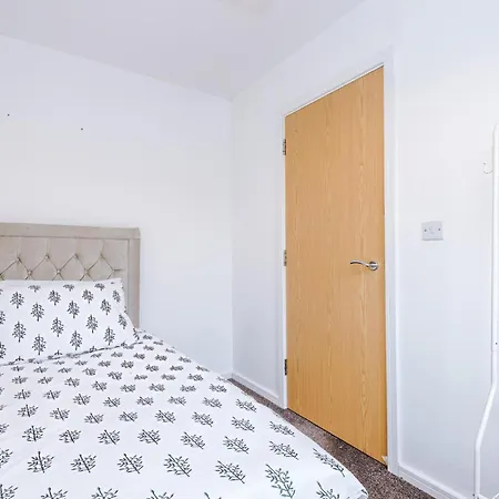 Holiday home 3br-walktocitycentre-garden-freeparking *