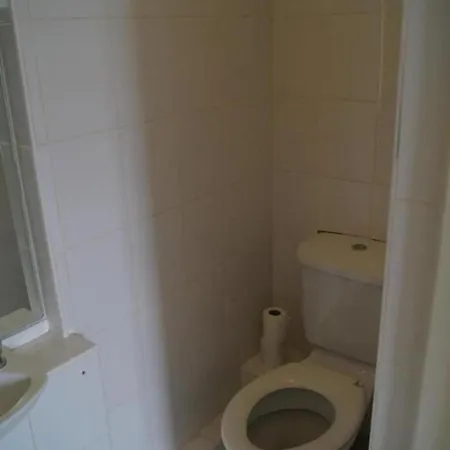 133 A Park Road Stretford * Μάντσεστερ