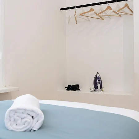 Northside - Sleeps Up To 8, Mins From Heaton Park, City Centre, Ao Arena, The Hospital Holiday home