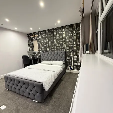 Homestay The Crib *