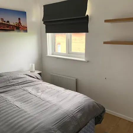 5 Bedrm Hse! Ev! & Nr Citycentre! Holiday home *