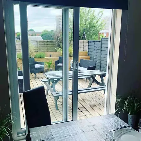 5 Bedrm Hse! Ev! & Nr Citycentre! Manchester