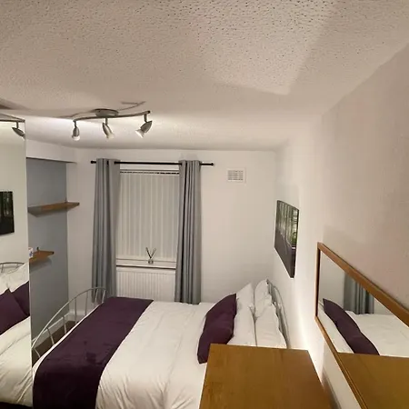 Cosy 2 Bed Apt, Nr Salford Quays Apartment *