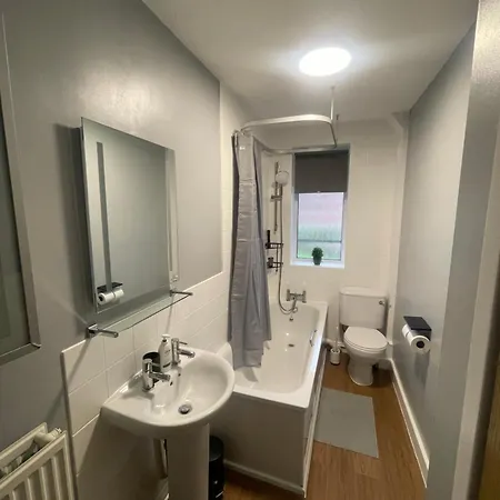 Cosy 2 Bed Apt, Nr Salford Quays * Manchester