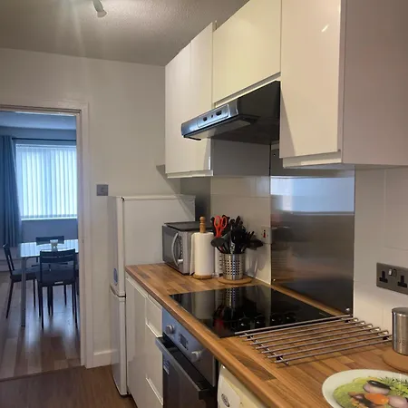 Cosy 2 Bed Apt, Nr Salford Quays Apartment