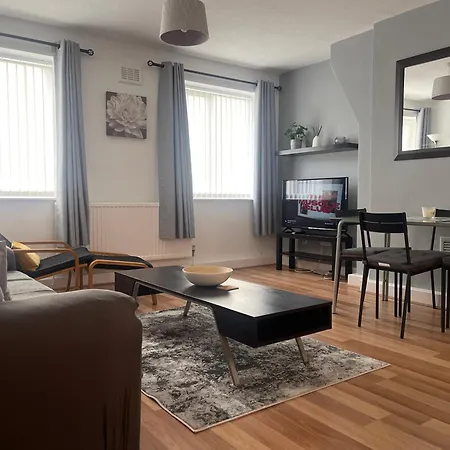 Cosy 2 Bed Apt, Nr Salford Quays Apartment *