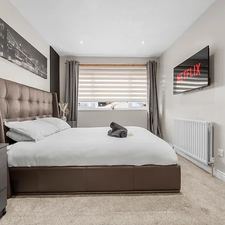 Casa de Férias Stylish 3-bed Close To Mcr Centre For 8 Guests Manchester