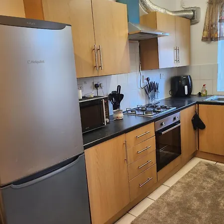 Go Big ! Entire Cozy House For Max 8 People Near Center Casa vacanze Manchester