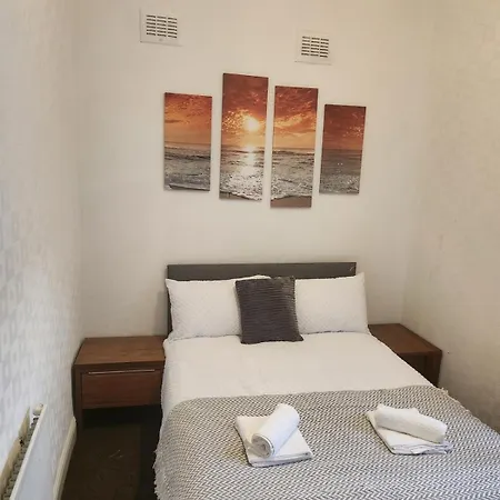 Go Big ! Entire Cozy House For Max 8 People Near Center *