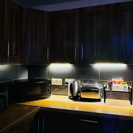 The Swanky Apartment manchester Daire