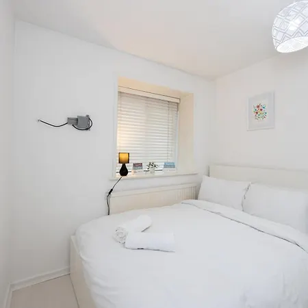 Guestready - One Perfect In Salford - No Wifi アパート