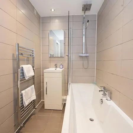 Guestready - One Perfect In Salford - No Wifi Manchester