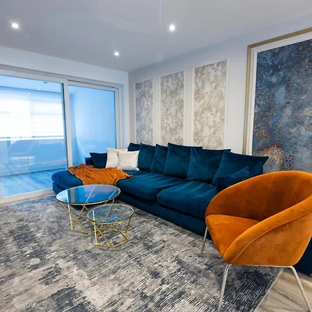 Luxury 3 Bed House Old Trafford *