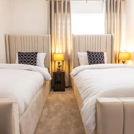 Luxury 3 Bed House Old Trafford * Manchester