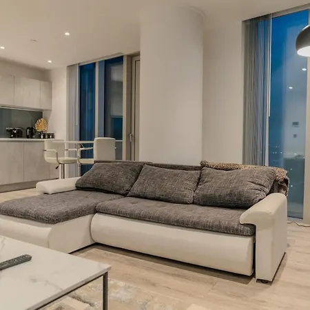 アパート Luxury 2 Bed Penthouse With Stunning Views In Centre *