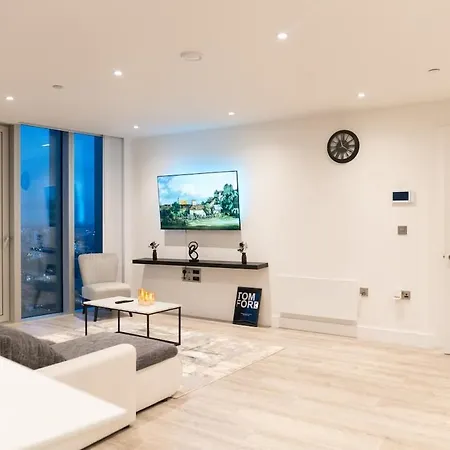 Apartman Luxury 2 Bed Penthouse With Stunning Views In Centre