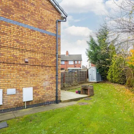 Prázdninový dům Unique 2 Bed Sleeping 4 People With Driveway Located In Bolton - Whiteoak Manchester