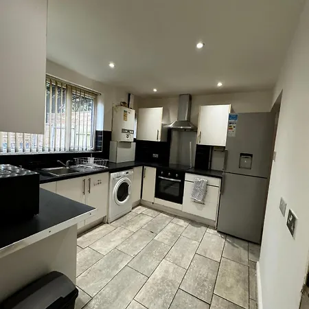 Guest house Single Bedroom D1 Greater