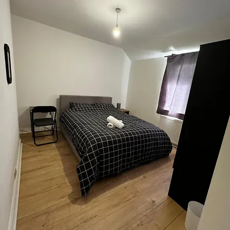 Double Bed D2 Greater *